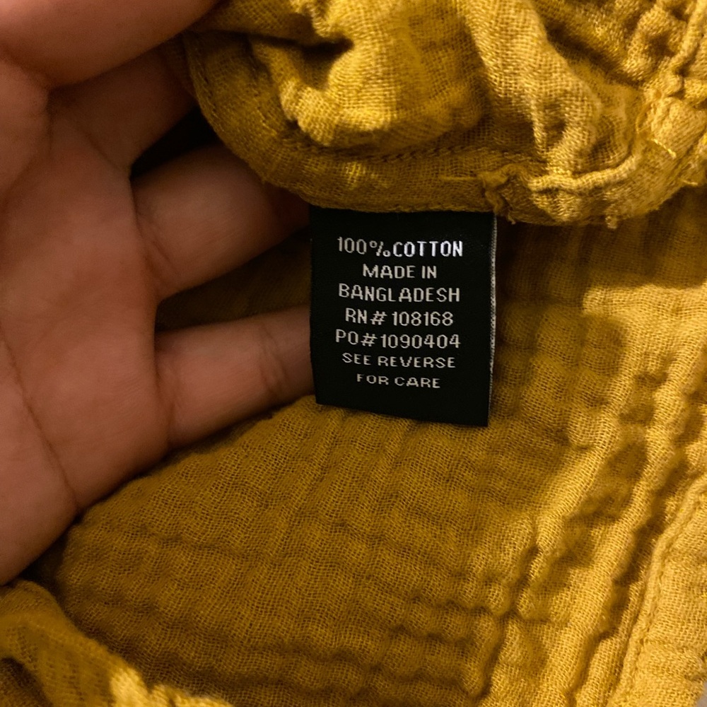 RSQ Yellow Casual Button Down Shirt with Short Sleeves - Picture 5 of 5